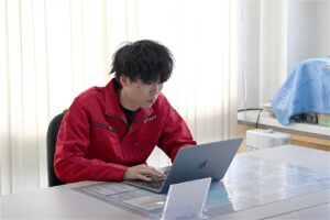 平設備興業の営業・内勤コースのイメージ